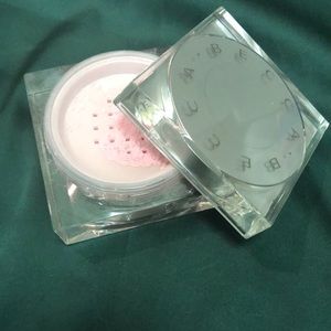 Becca pink haze powder